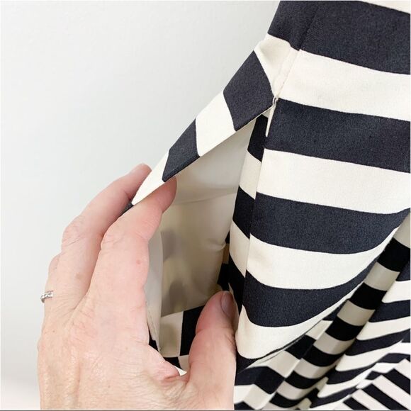 Eliza J Black/Cream Striped Skirt Fit And Flare‎ Dress Size 0 NEW With Tags - Picture 9 of 16